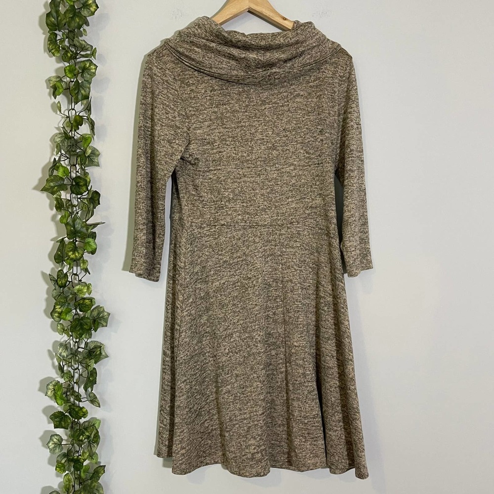 SJS |  SWEATER DRESS SIZE L TAN - Picture 5 of 8